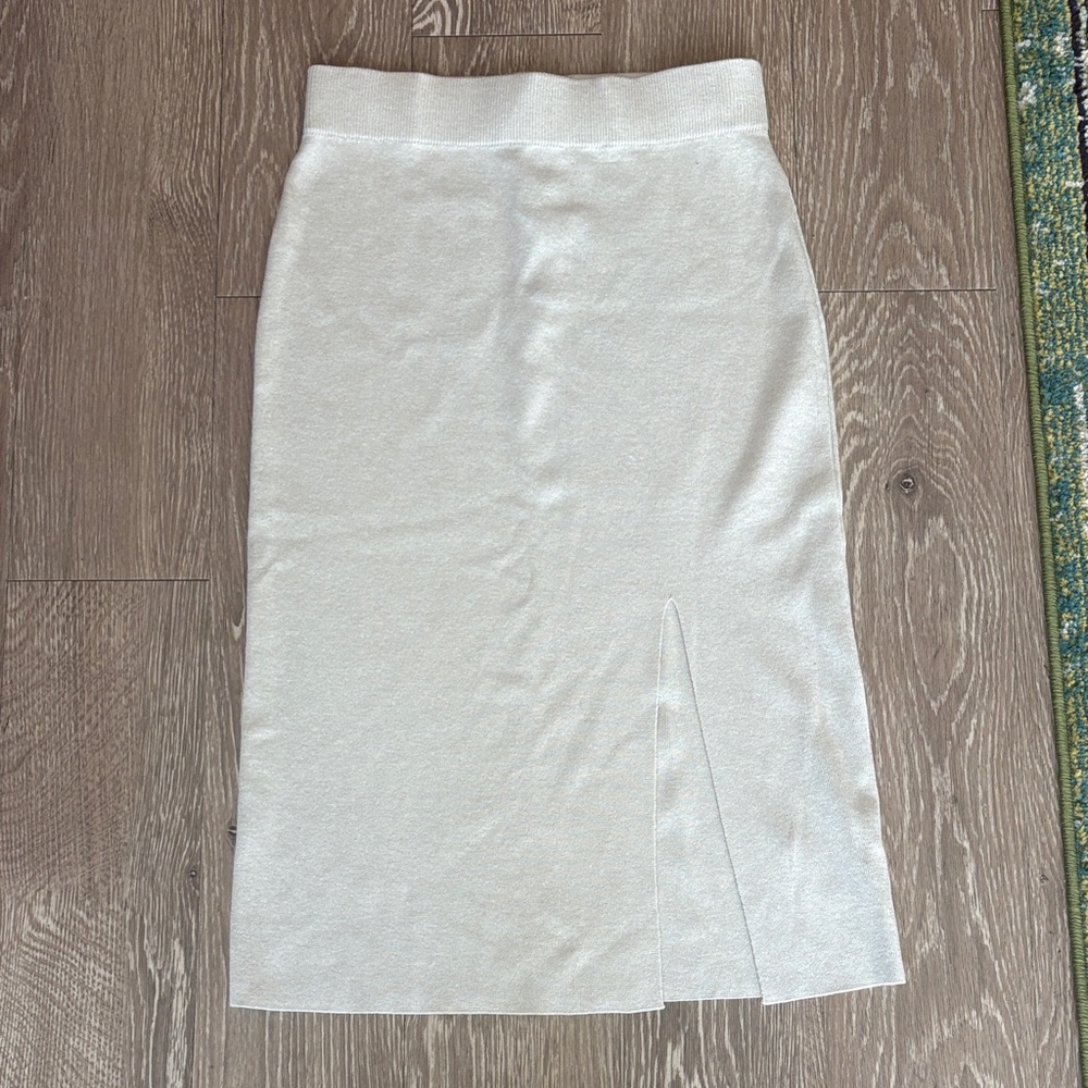 Banana Republic Classic Cream Pencil Skirt
